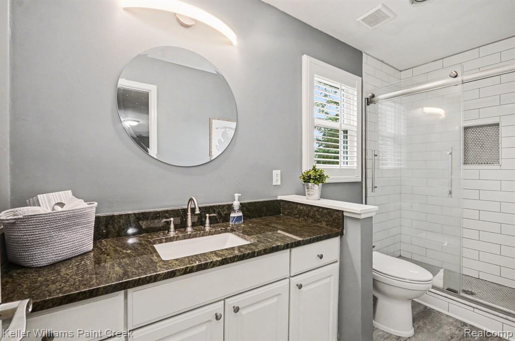 3692 Sunnyside Court, Rochester, MI 48306 — Photo 16