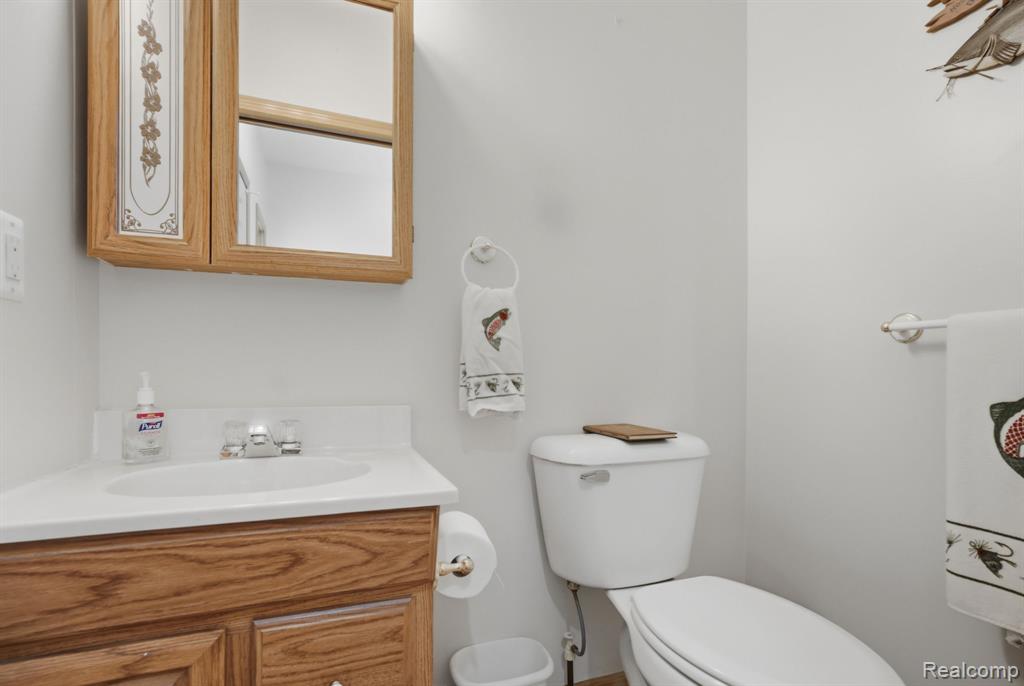 3630 S Shimmons Circle, Auburn Hills, MI 48326 — Photo 34