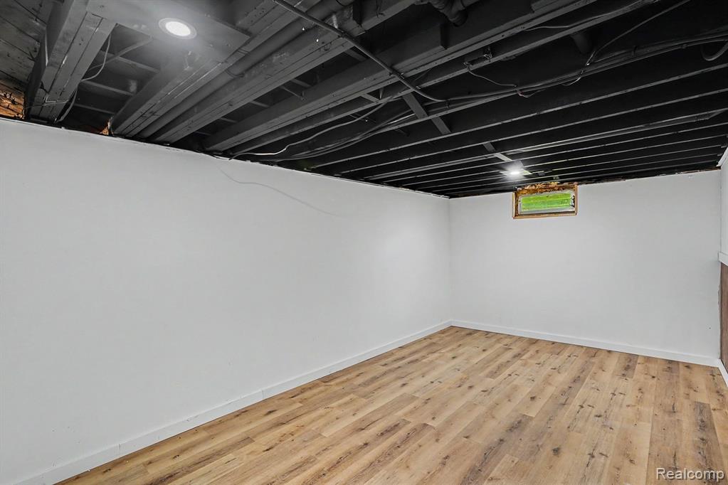 3217 W Cass Avenue, Flint, MI 48504 — Photo 18