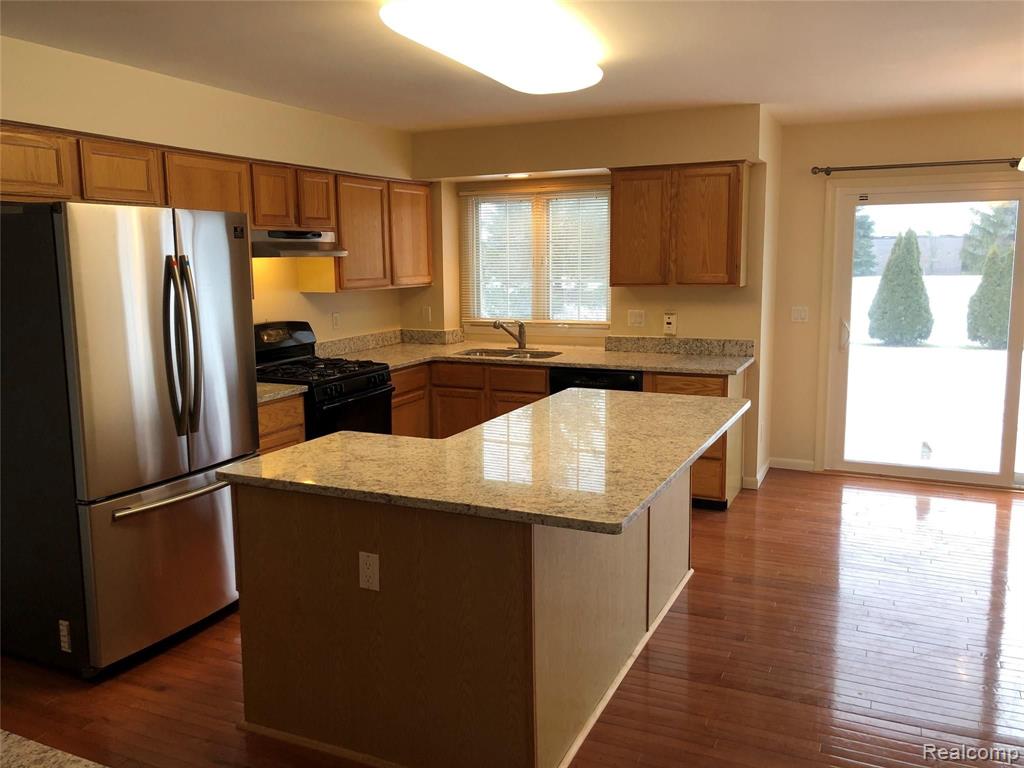 45373 SEABROOK, Canton, MI 48188 — Photo 7