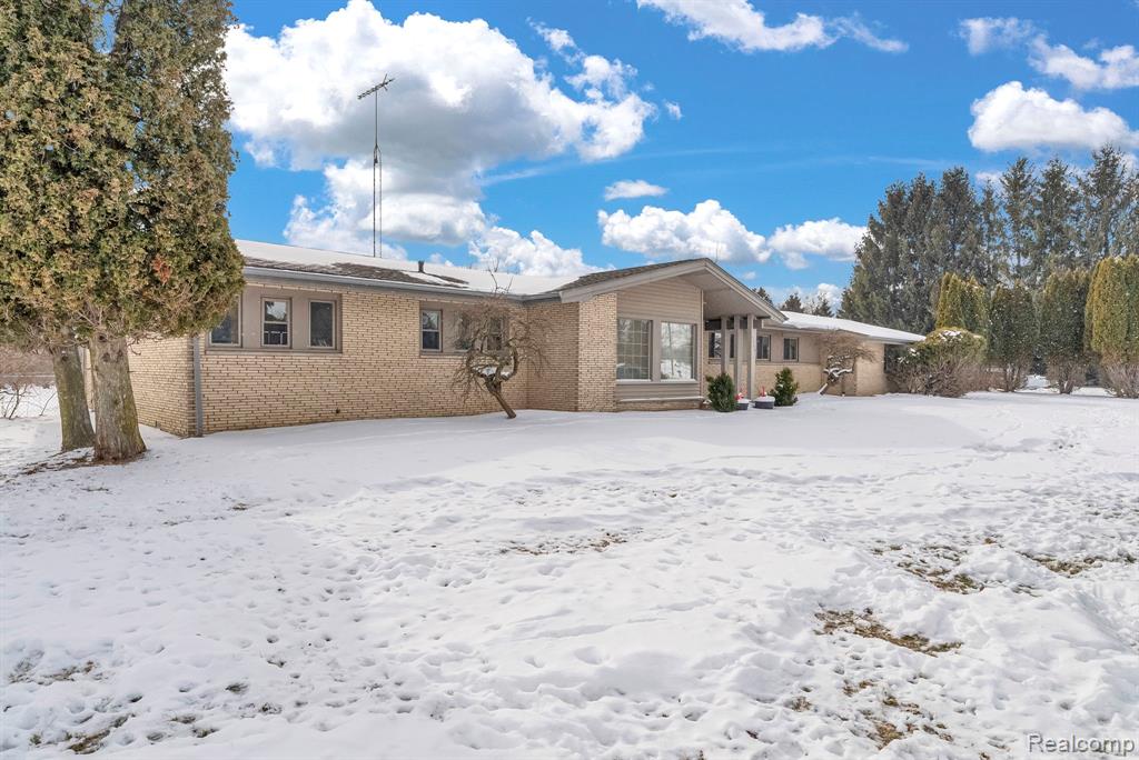 6800 Peck Road, Lexington, MI 48450 — Photo 4