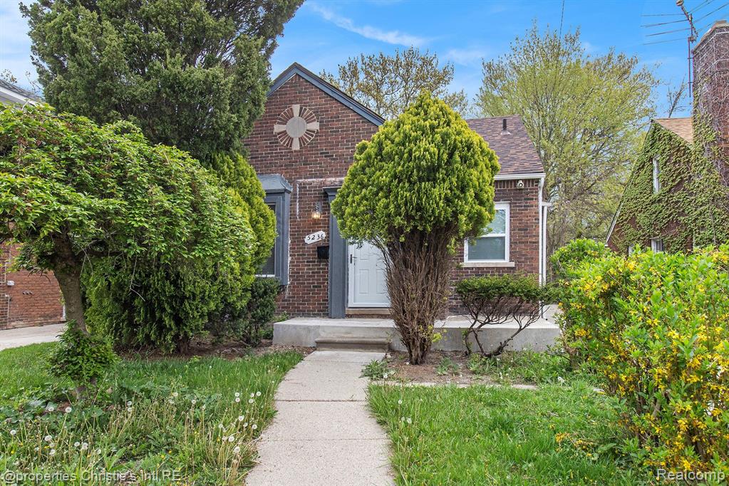 5236 BEDFORD Street, Detroit, MI 48224 — front exterior