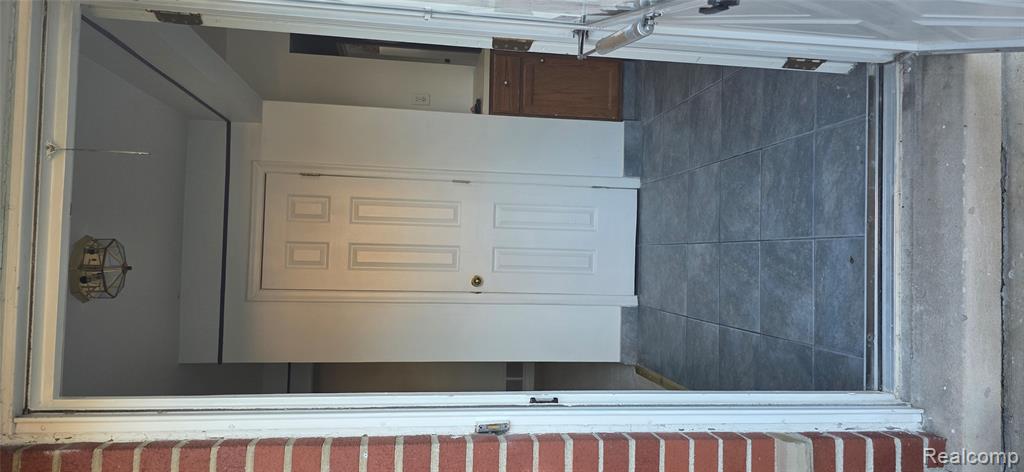 6419 Sunset Street, Garden City, MI — Photo 5