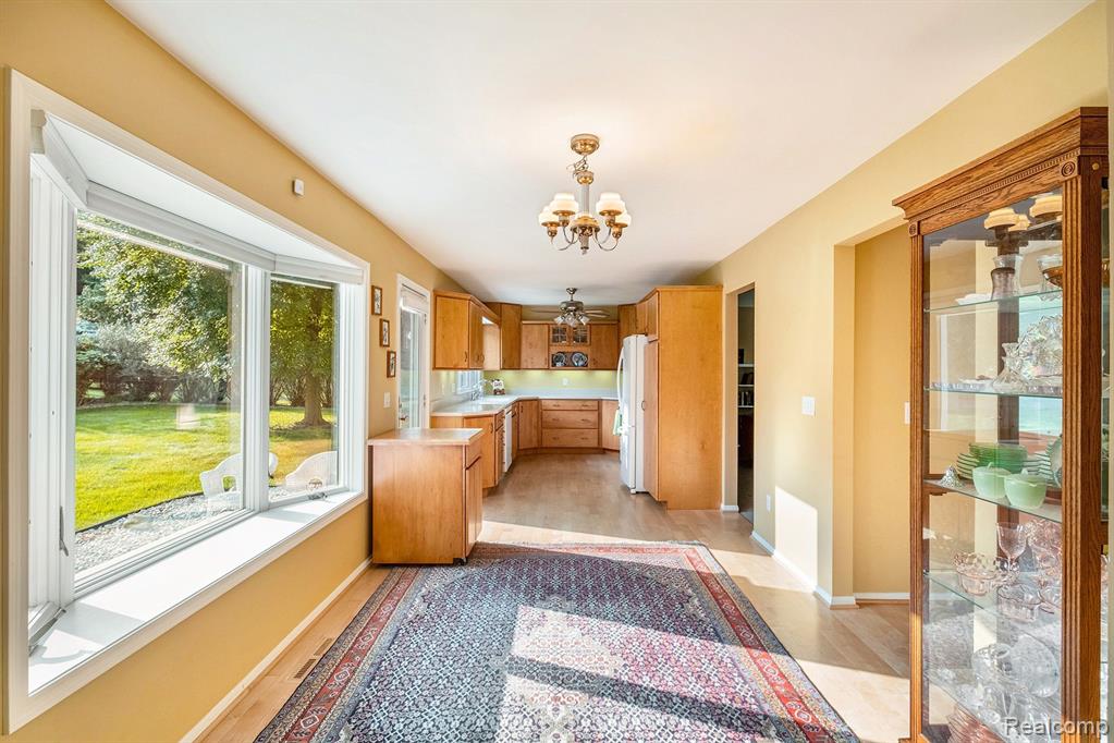 823 ALPINE Trail, Fenton, MI 48430 — Photo 5