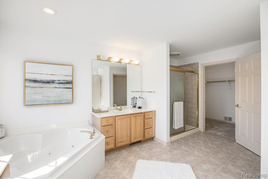 44537 SPRING HILL Road, Northville, MI — Photo 44