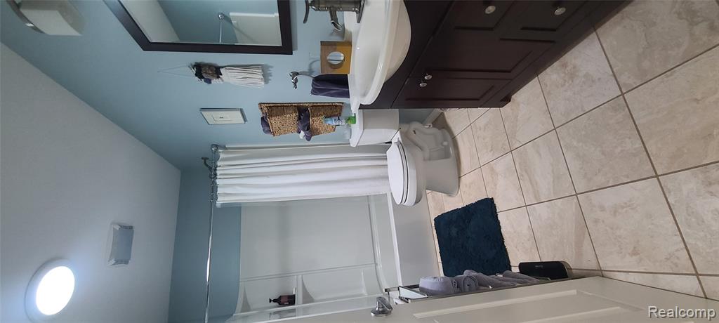 3386 Horrell Court, Fenton, MI 48430 — Photo 20