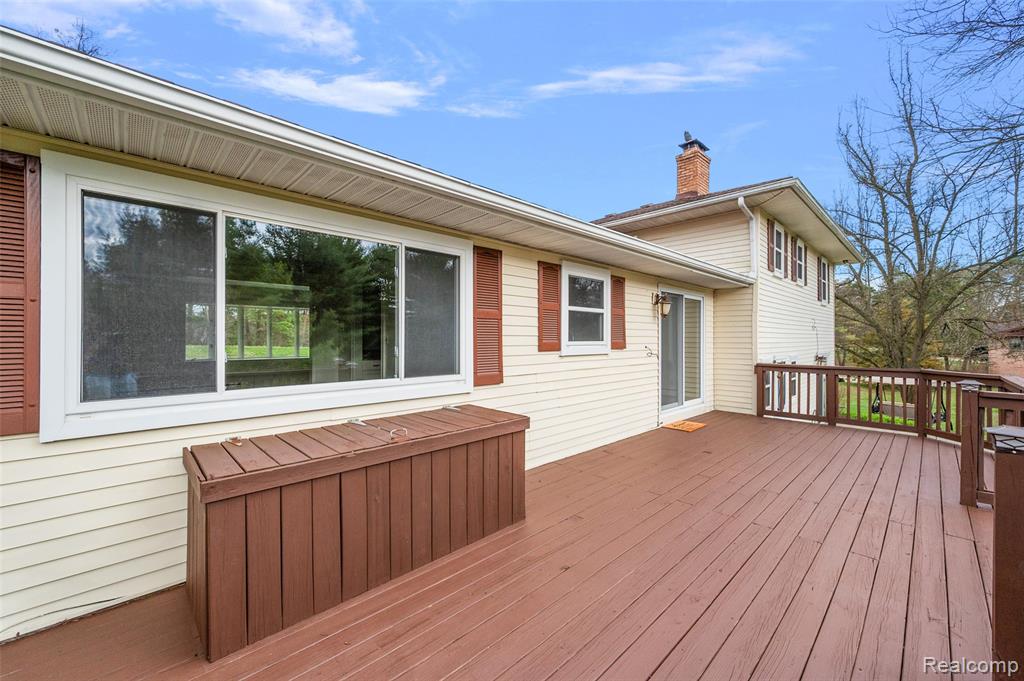 125 Cayuga Road, Lake Orion, MI 48362 — Photo 13
