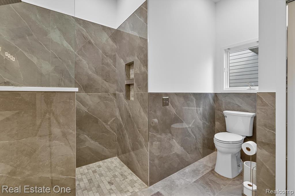 1088 Eagle Nest Drive, Milford, MI 48381 — Photo 10