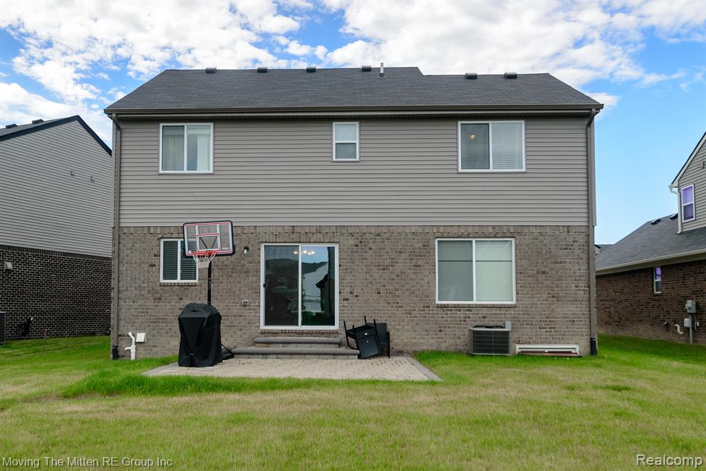 6791 Chandler Drive, Belleville, MI 48111 — Photo 43
