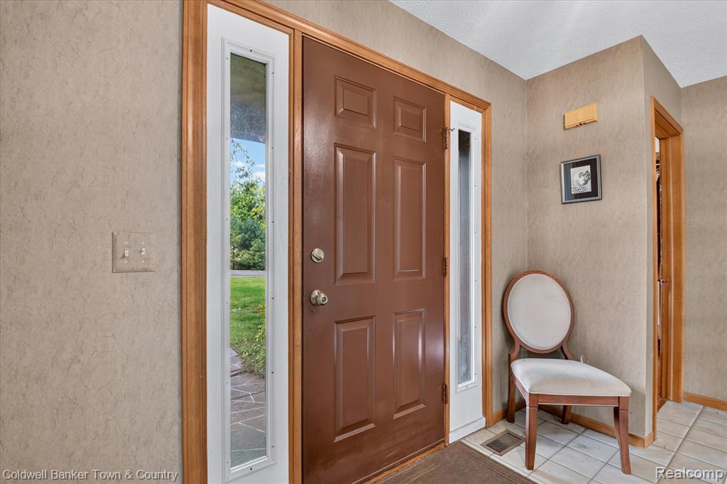 6656 Snowshoe Lane, Brighton, MI 48116 — Photo 6