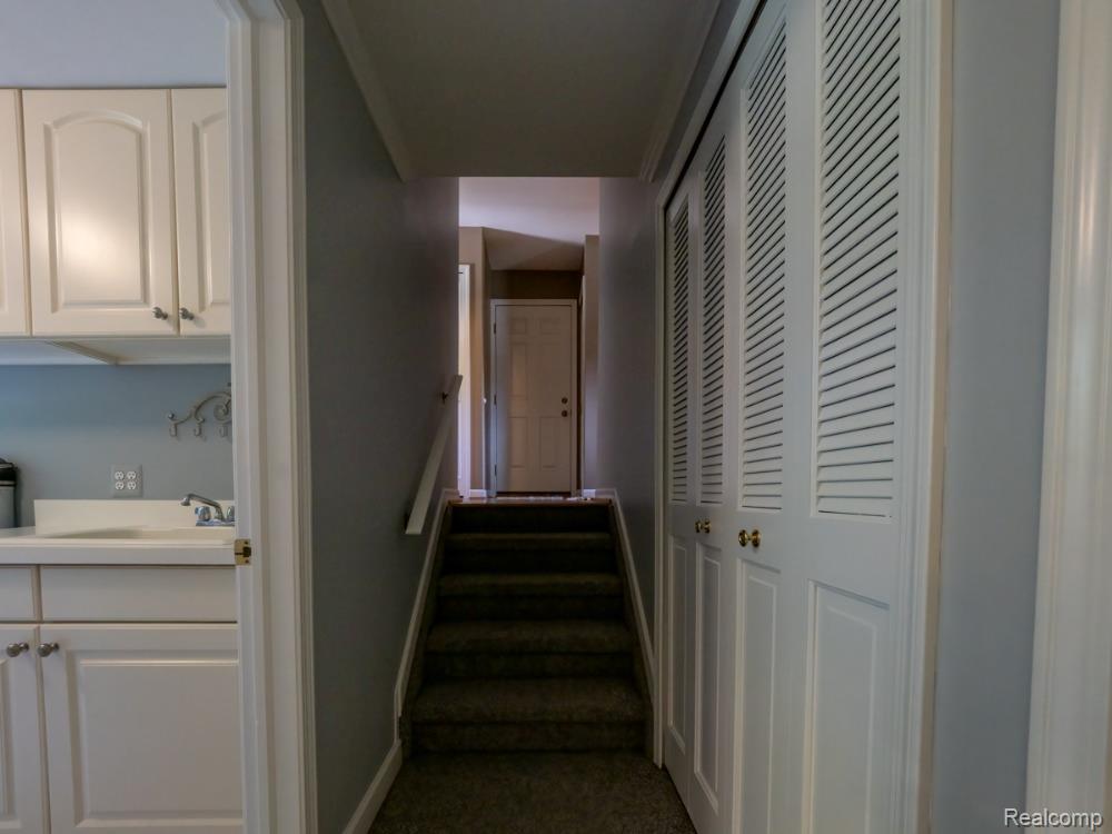4923 Dusk Drive, Utica, MI 48316 — Photo 29