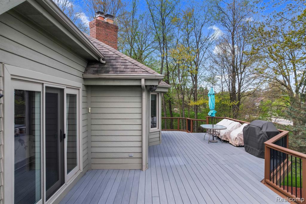 8261 STAGHORN Trail, Clarkston, MI 48348 — Photo 8