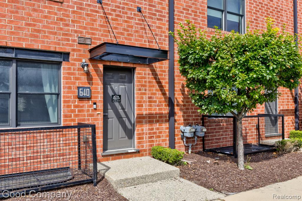 640 W 11 Mile Road, Royal Oak, MI 48067 — Photo 43