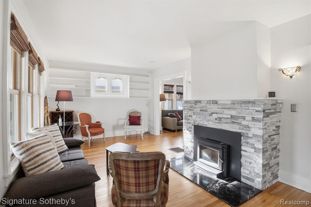 923 N Center Street, Royal Oak, MI 48067 — Photo 3