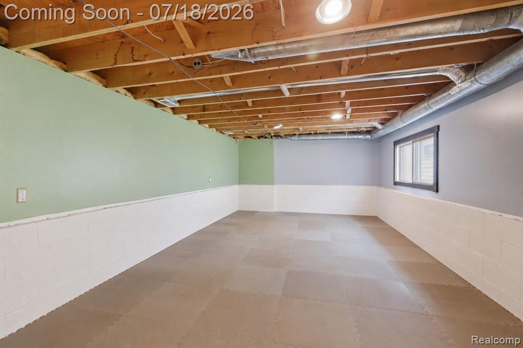 8825 Nebraska Street, Livonia, MI 48150 — Photo 37