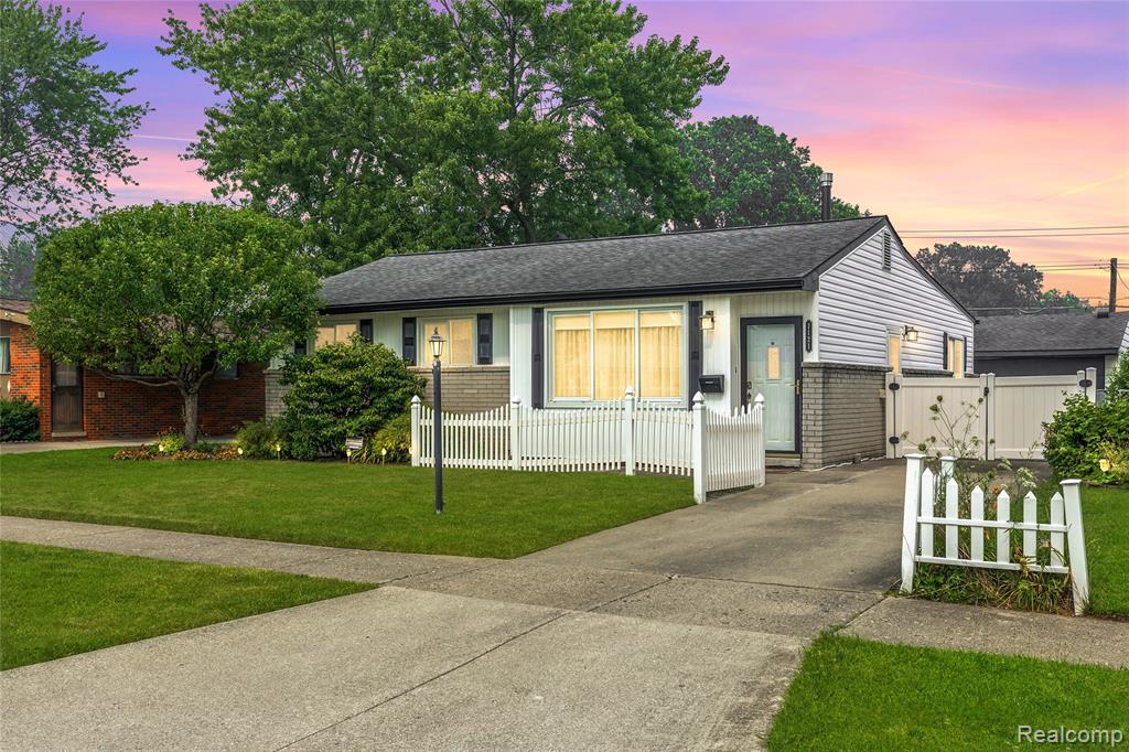 1121 Windham Street, Westland, MI 48186 — Photo 10