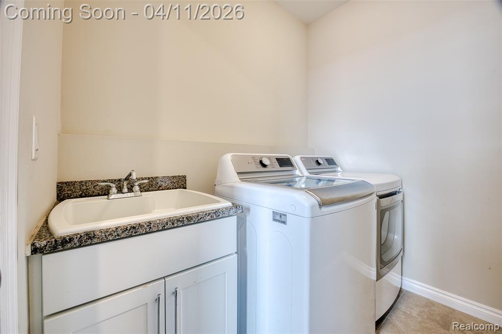 5809 Hartwick Drive, West Bloomfield, MI 48324 — Photo 33
