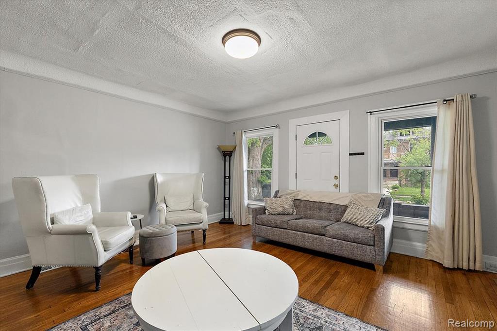 2256 W Philadelphia Street, Detroit, MI 48206 — Photo 35