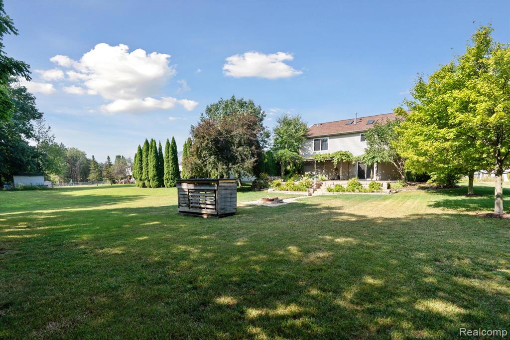 480 Andover Woods Drive, Fenton, MI 48430 — Photo 44