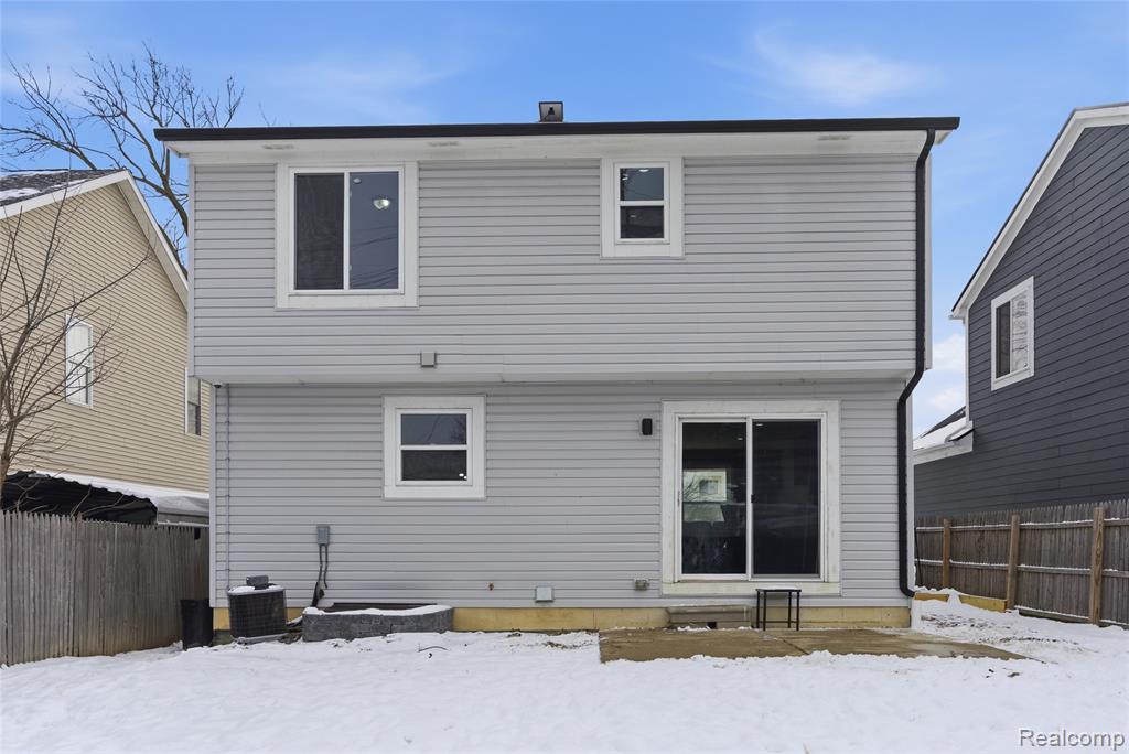 507 E Muir Avenue, Hazel Park, MI 48030 — Photo 33