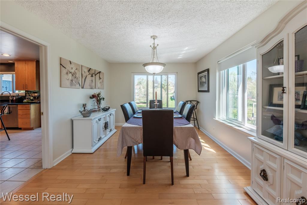 117 Coachlamp Road, Rochester, MI 48306 — Photo 11