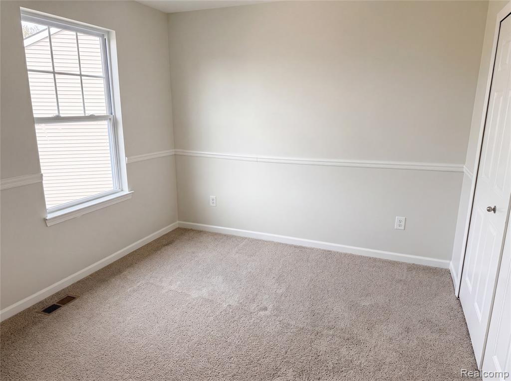 42824 Greystone Drive, Sterling Heights, MI 48313 — Photo 14