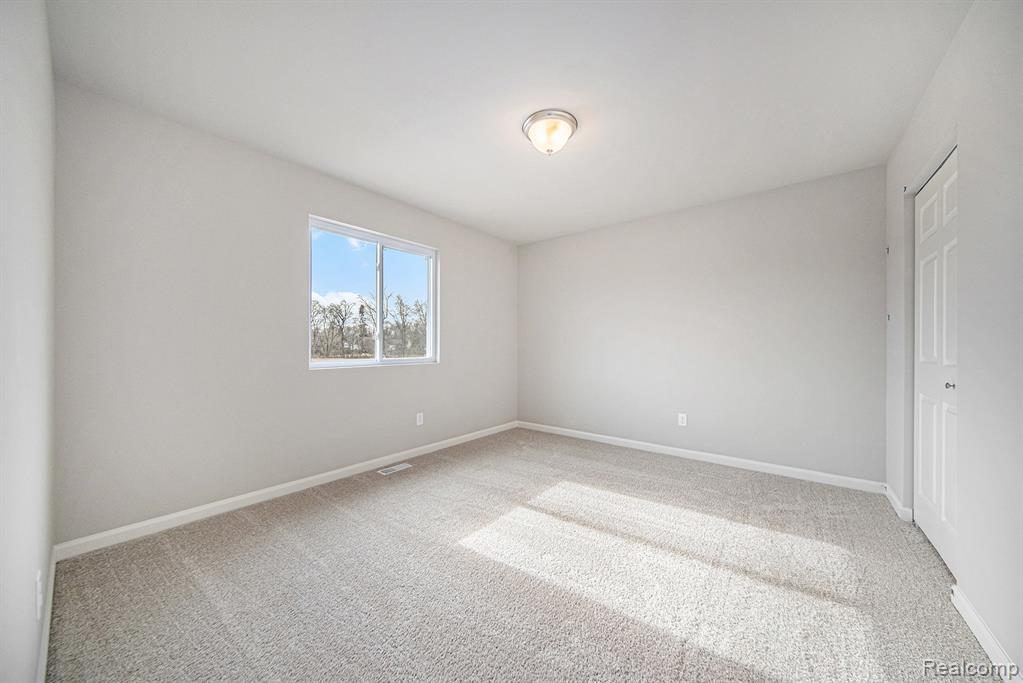 735 LONE OAK Way, Tecumseh, MI 49286 — Photo 14