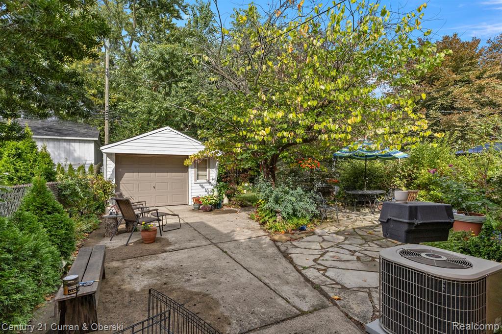 515 N WAVERLY Street, Dearborn, MI 48128 — Photo 36