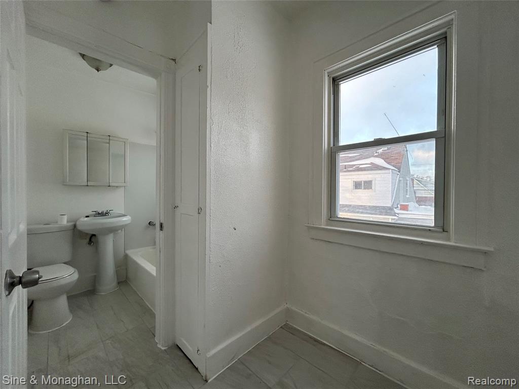 12890 Sussex Street, Detroit, MI 48227 — Photo 14