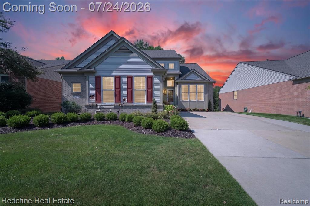 51370 Plymouth Heights Lane, Plymouth, MI 48170