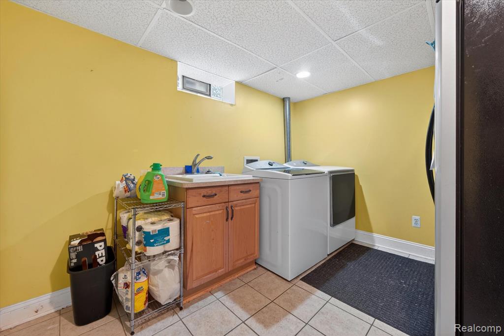 14808 LONGTIN Street, Southgate, MI 48195 — Photo 32