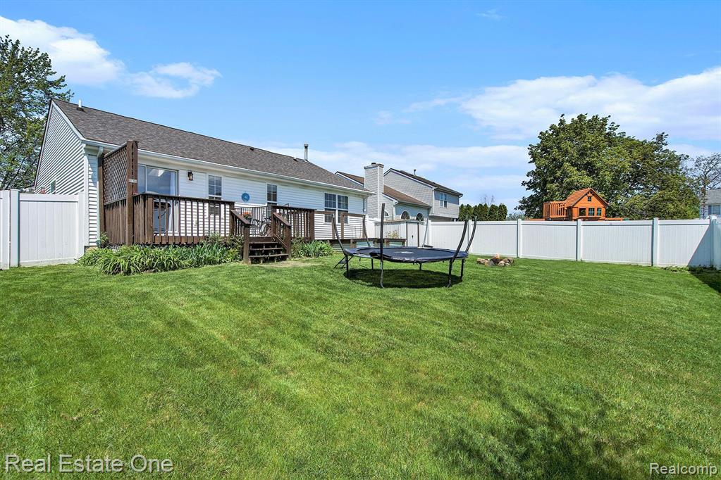 7473 OAKLAND HILLS Drive, Ypsilanti, MI 48197 — Photo 36