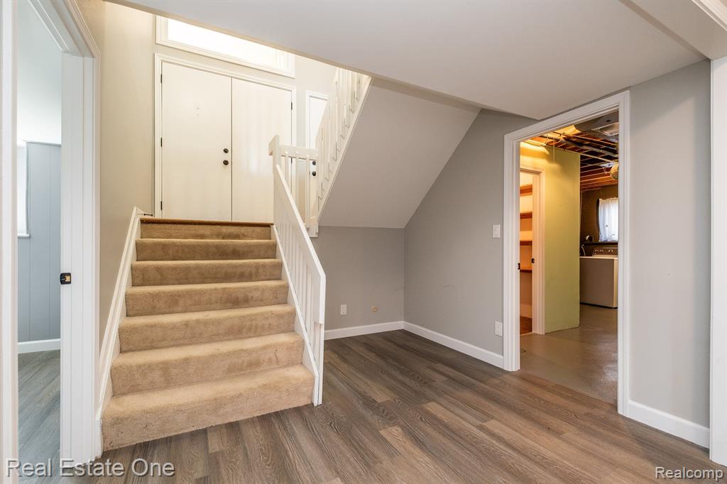6534 RED CEDAR Lane, West Bloomfield, MI 48324 — Photo 25
