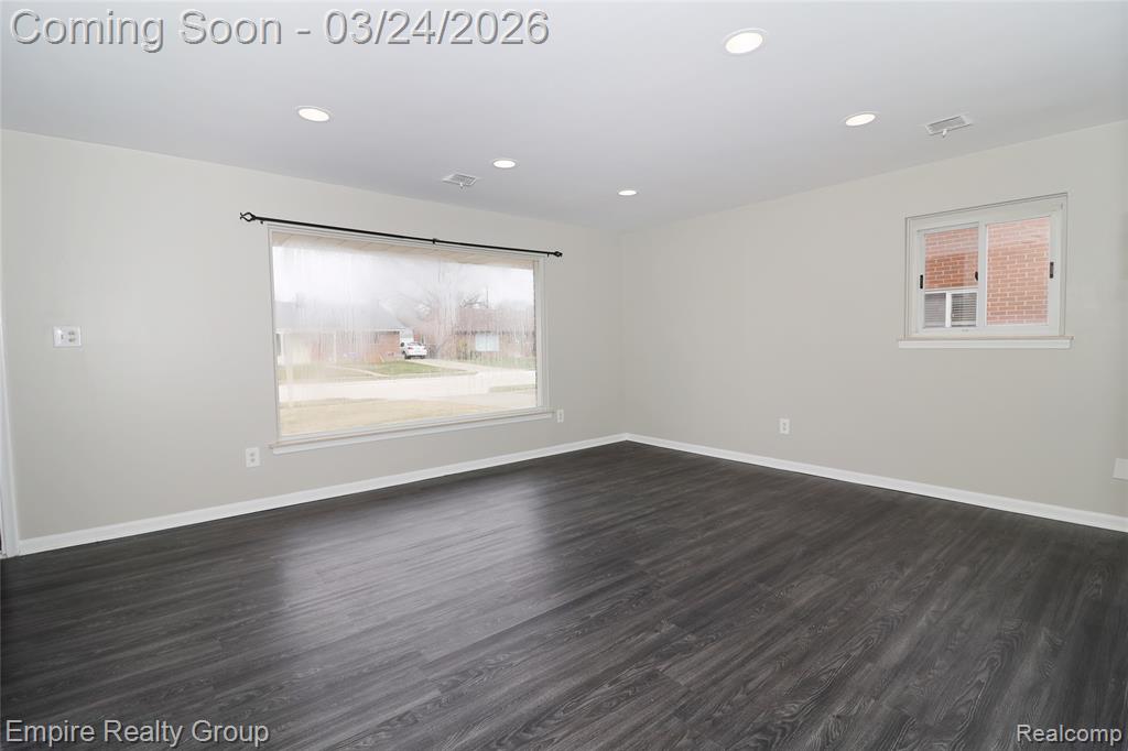 6444 Sunset Street, Garden City, MI — Photo 5