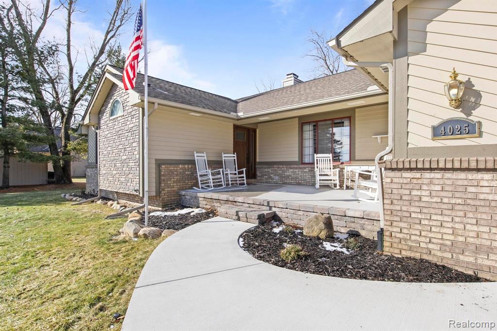 4025 PRESIDENTIAL Way, Highland, MI 48356 — Photo 15