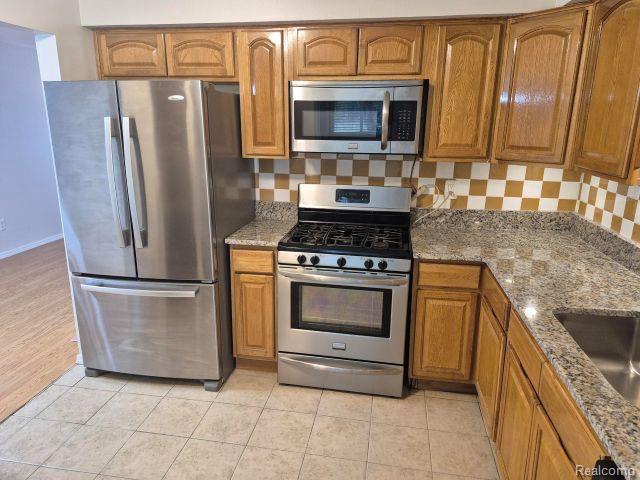 41740 Aspen Drive, Novi, MI — Photo 12