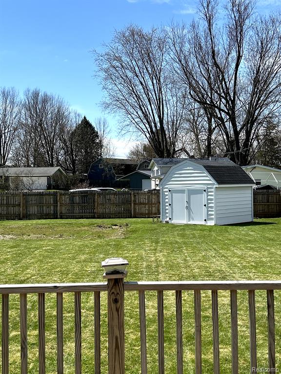 4203 PHEASANT Drive, Flint, MI 48506 — Photo 3