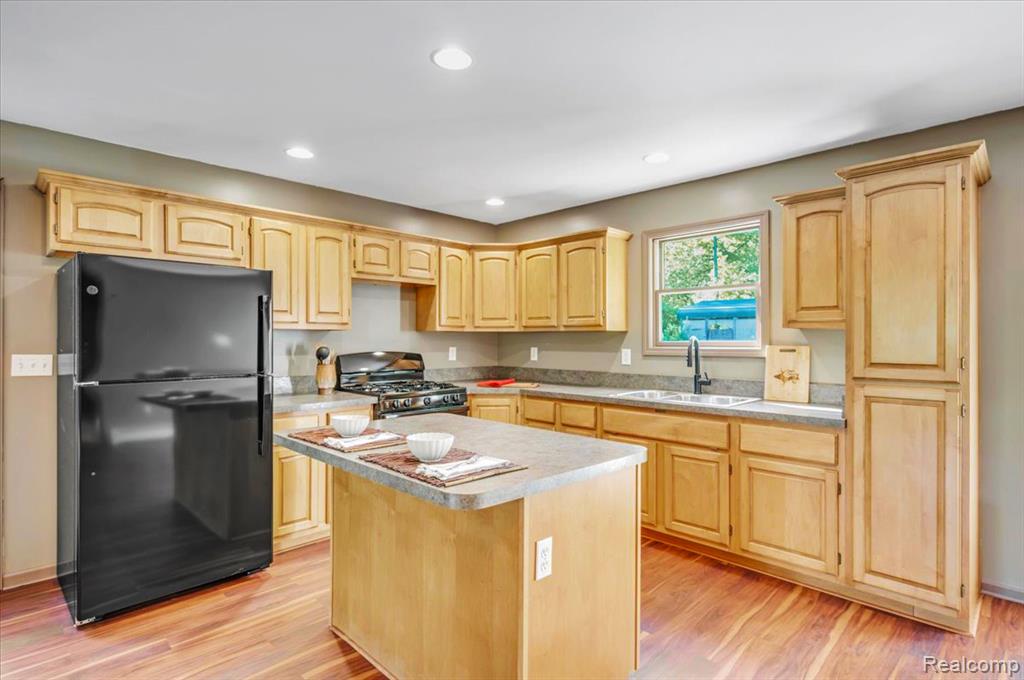 6250 Stine Road, Imlay City, MI 48444 — Photo 29