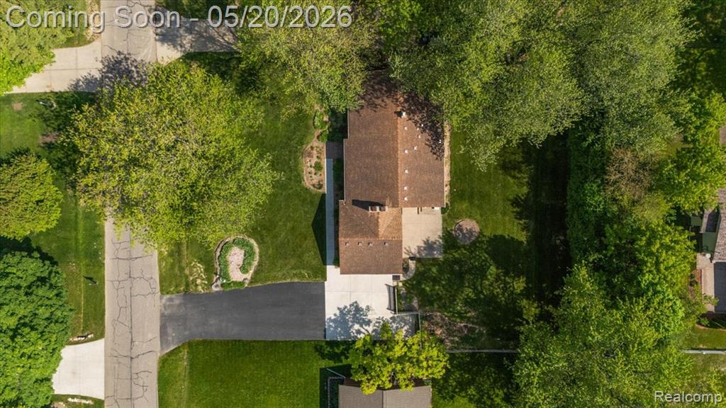 28416 Westerleigh Road, Farmington, MI 48334 — Photo 25