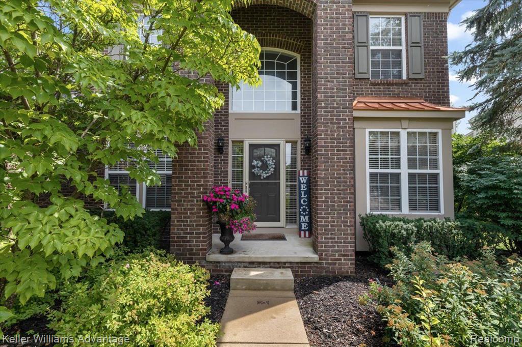49053 RUNNING TROUT Lane, Northville, MI 48168 — Photo 2