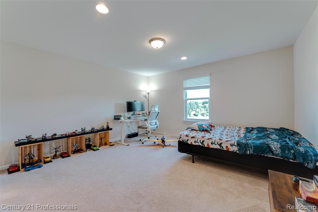 6776 Portsman Court, Canton, MI 48187 — Photo 77
