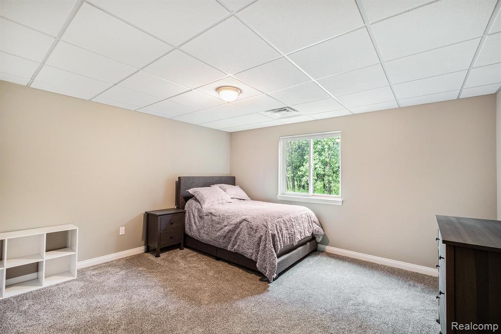 698 Shoreline Drive, Fenton, MI 48430 — Photo 21