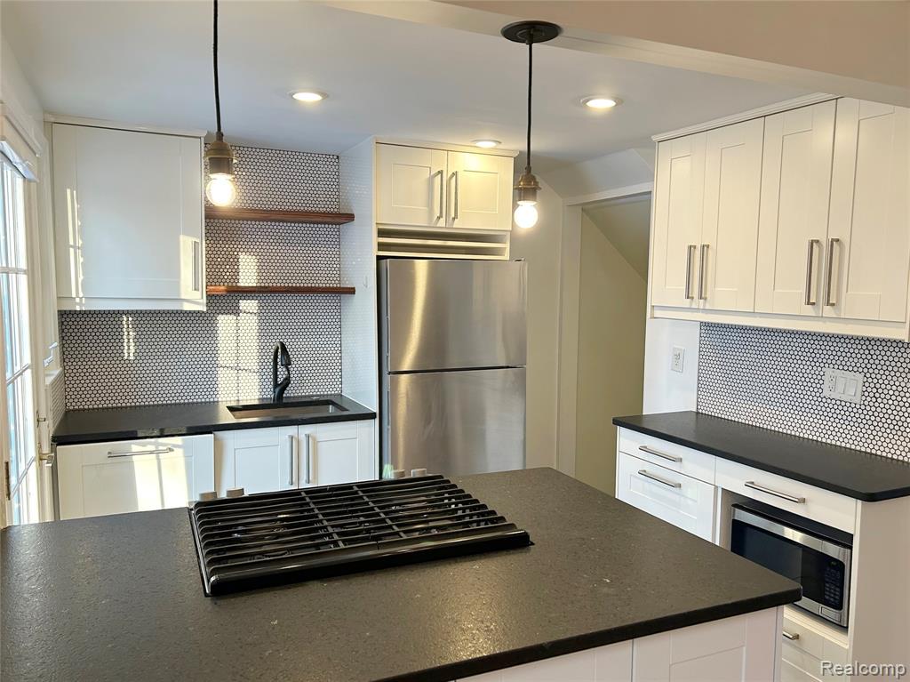 702 Graefield Court, Birmingham, MI 48009 — Photo 8