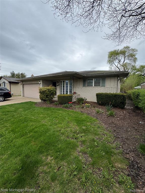 31090 Mc Namee, Fraser, MI 48026 — Photo 3