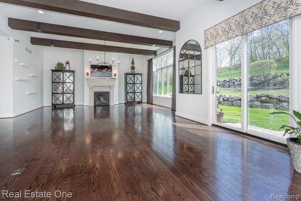 611 Wellington Circle, Rochester Hills, MI 48309 — Photo 29