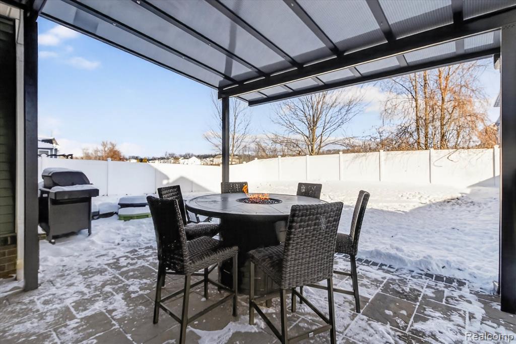 386 Fletcher Street, Wixom, MI 48393 — Photo 42
