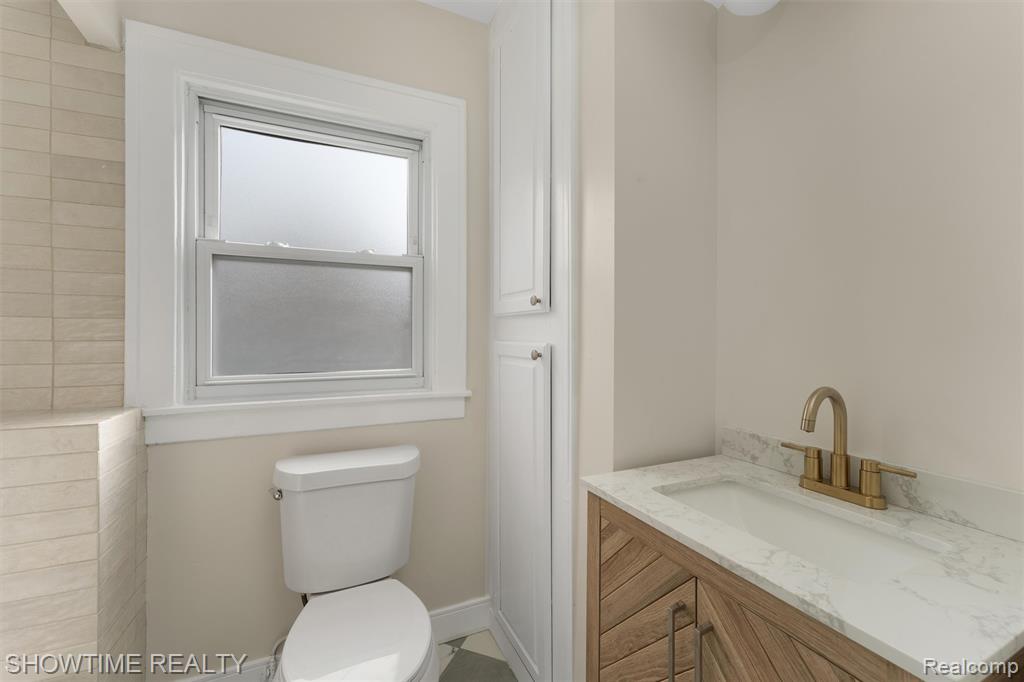 860 Gardendale Street, Ferndale, MI 48220 — Photo 14