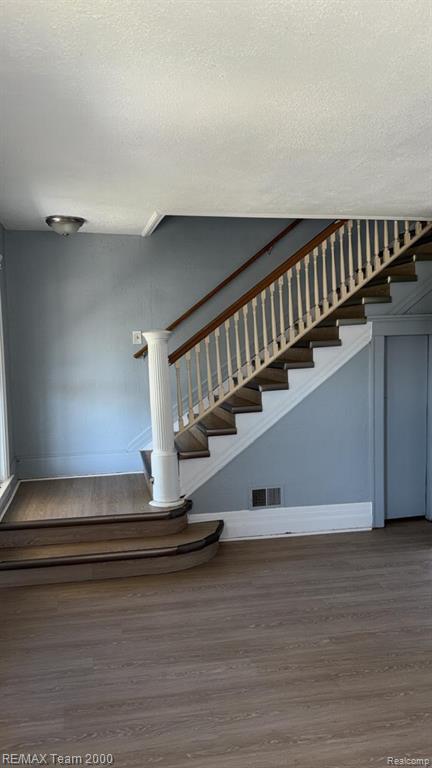 734 Cleophus Parkway, Lincoln Park, MI 48146 — Photo 4