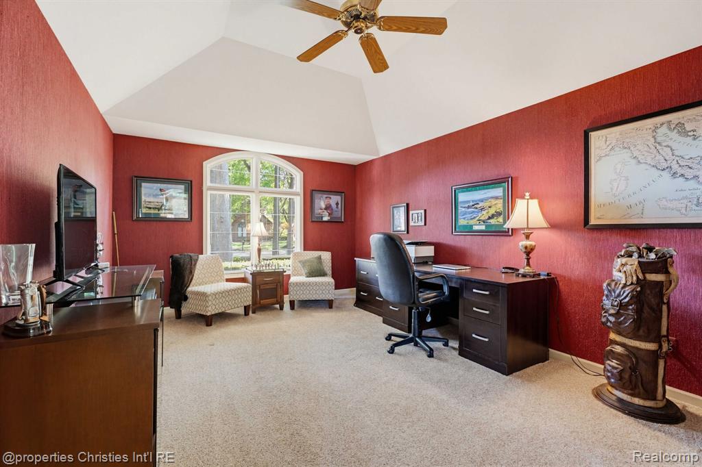 14281 Bournemuth Drive, Utica, MI 48315 — Photo 48