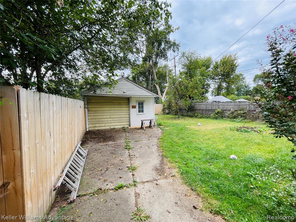 7793 Clayburn Street, Detroit, MI 48228 — Photo 19